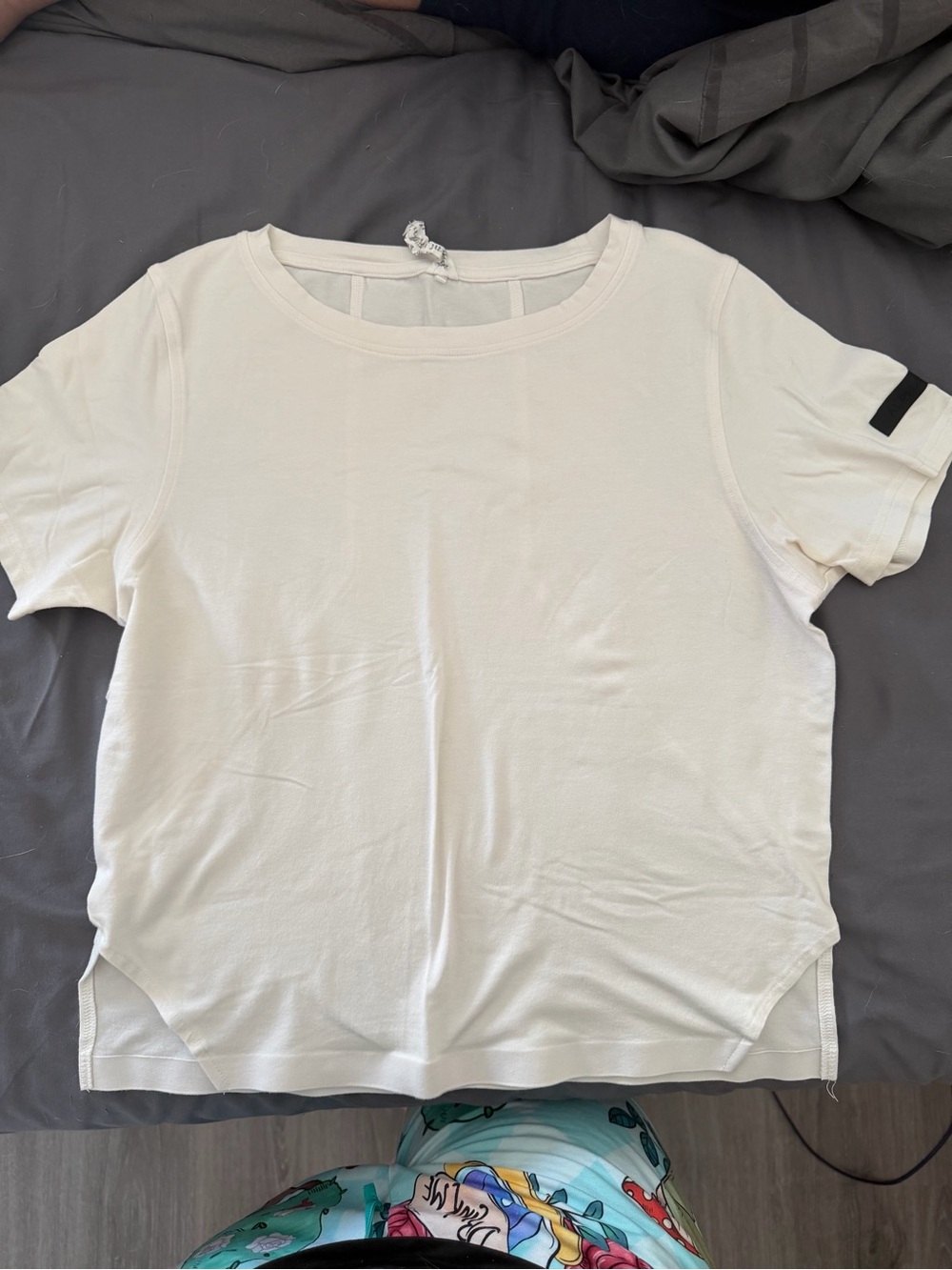 Alphalete Athletics Evo Crop Short Sleeve White Medium GUC